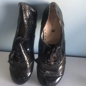 Women’s dress shoes